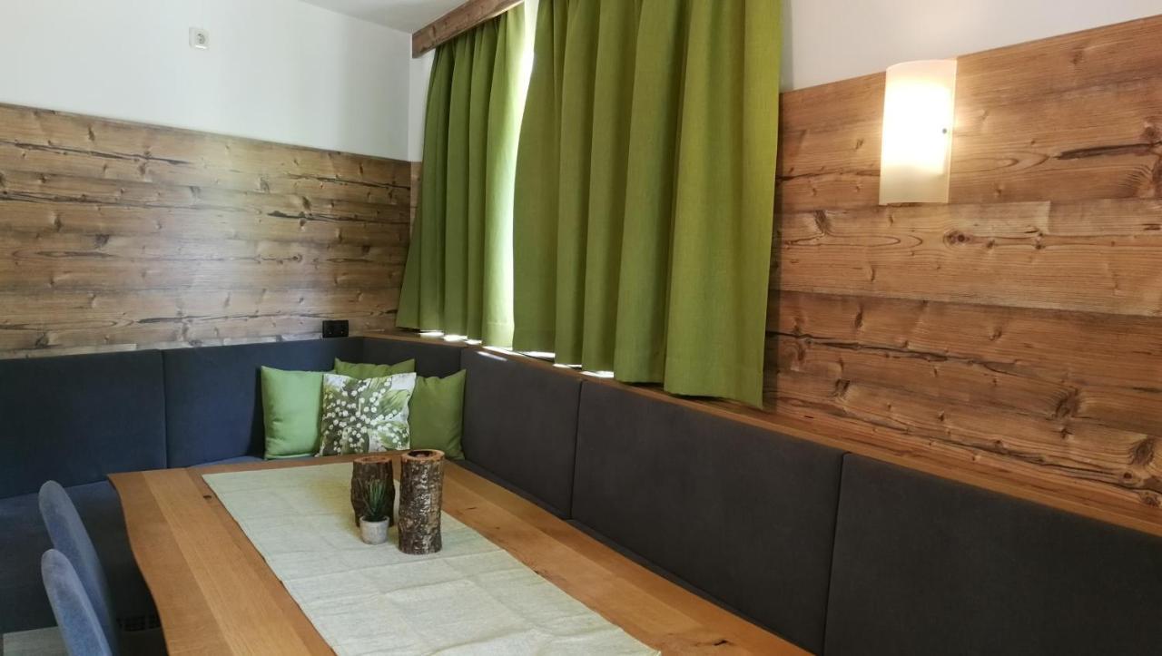 Ferienhaus Berghof แกร์ลอส ภายนอก รูปภาพ
